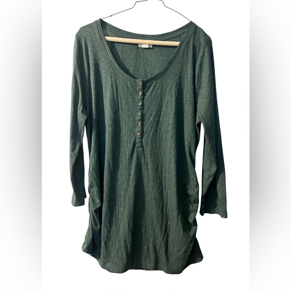 Old Navy Maternity Green Long Sleeve Tee